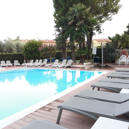 Hotel Da Roberto Λατζίζε Εξωτερικό φωτογραφία