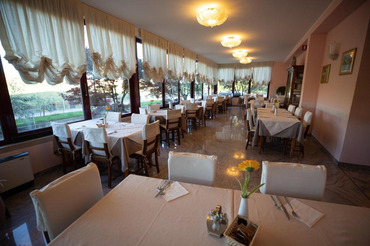 Hotel Da Roberto Λατζίζε Εξωτερικό φωτογραφία