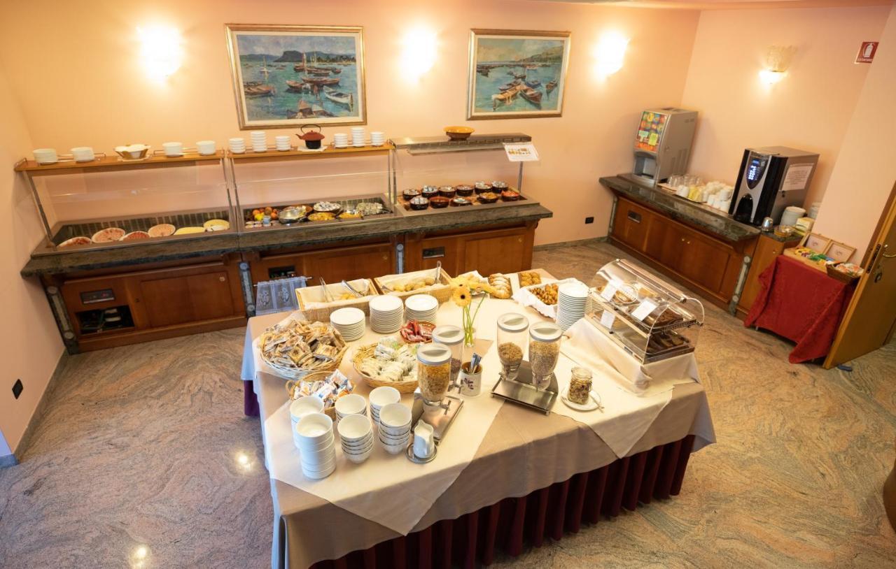 Hotel Da Roberto Λατζίζε Εξωτερικό φωτογραφία