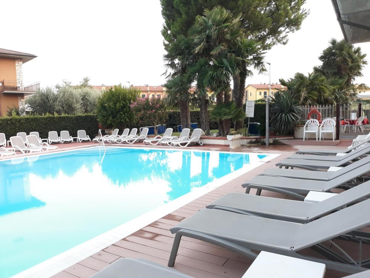 Hotel Da Roberto Λατζίζε Εξωτερικό φωτογραφία