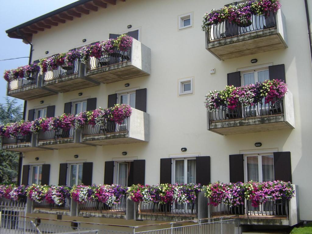 Hotel Da Roberto Λατζίζε Εξωτερικό φωτογραφία